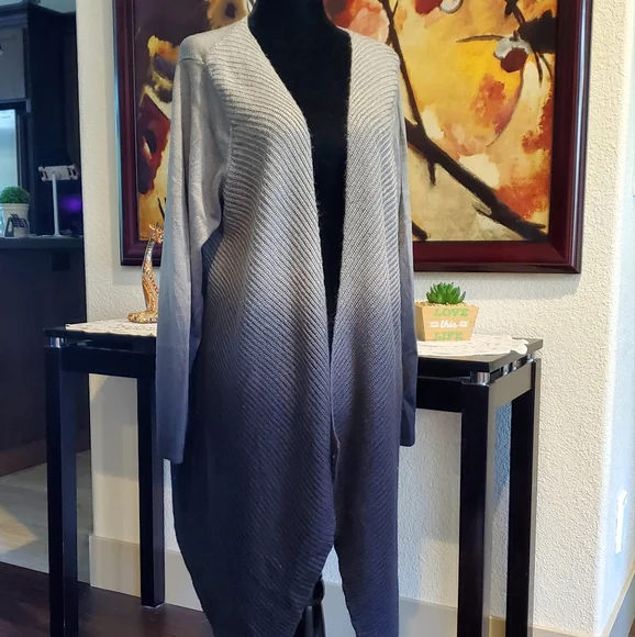 Gray and black ombre cardigan - Picture 5 of 12